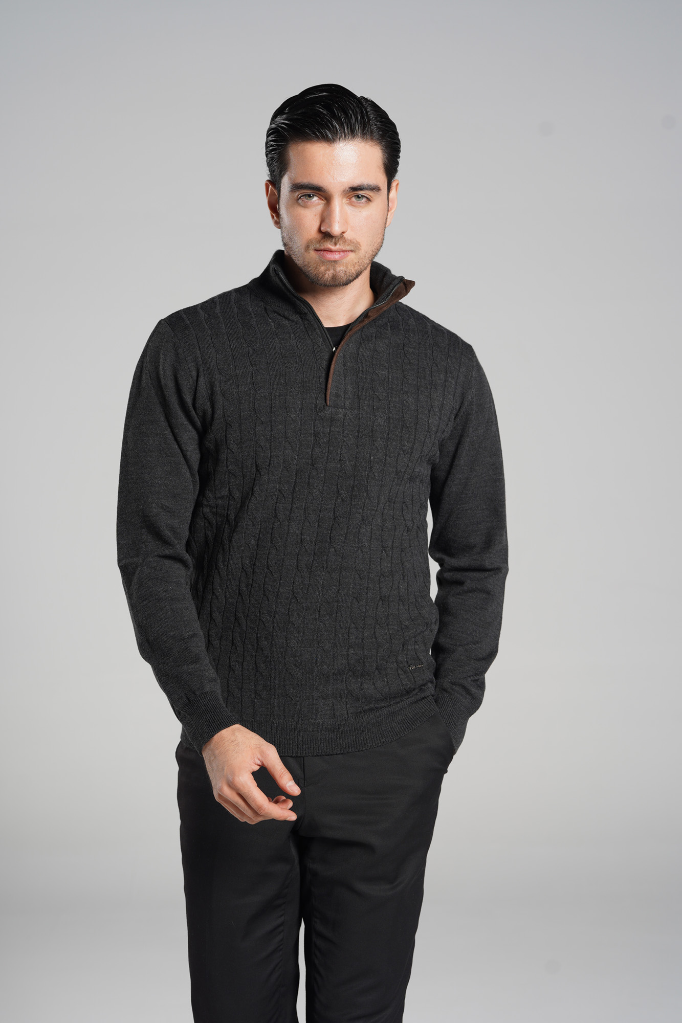 نیم زیپ طرح کاموا