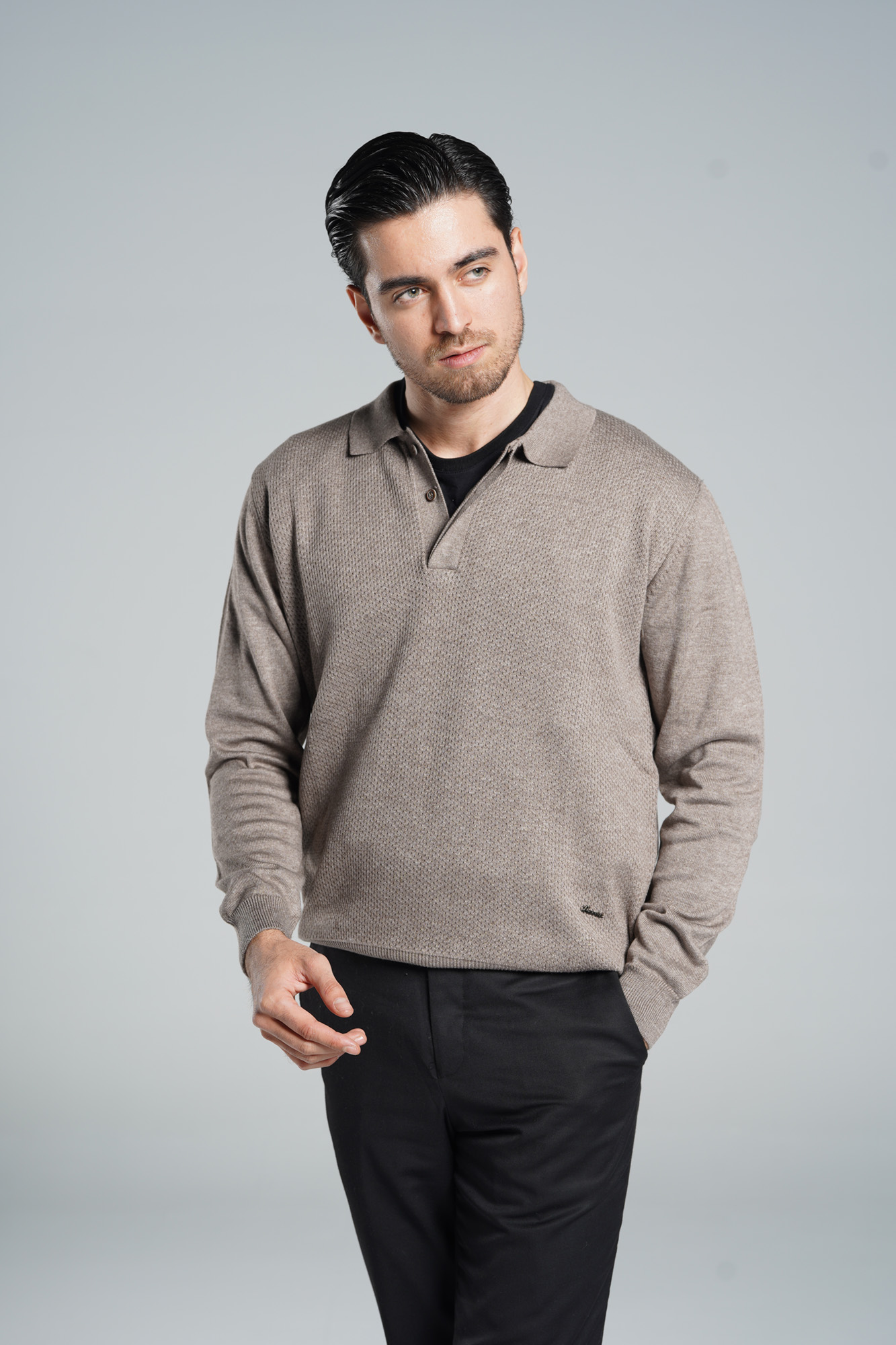 سه دکمه قاپک دار