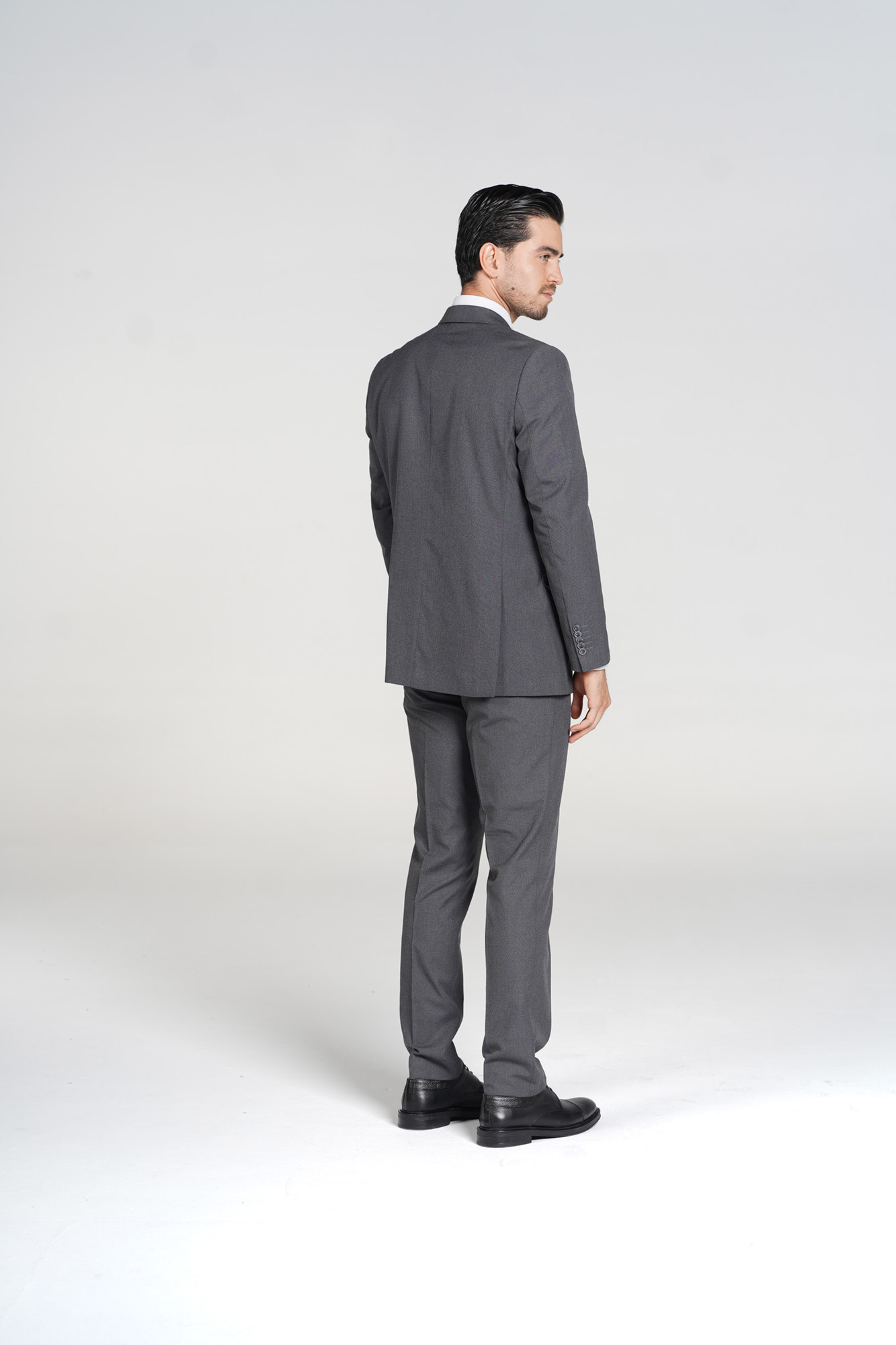 کت شلوار گاباردین