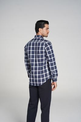 پیراهن چهارخانه