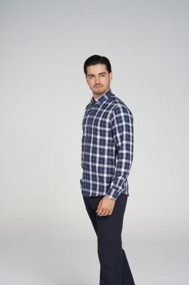 پیراهن چهارخانه