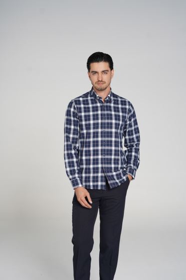 پیراهن چهارخانه