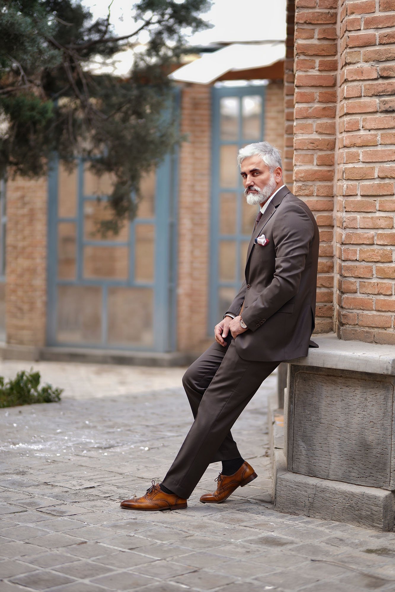 کت شلوار کلاسیک آلتین