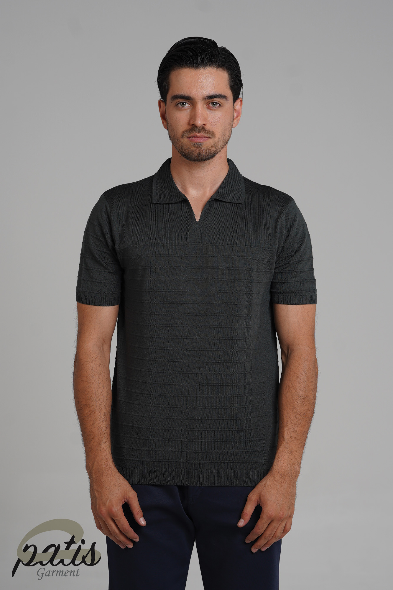 پولوشرت یقه باز