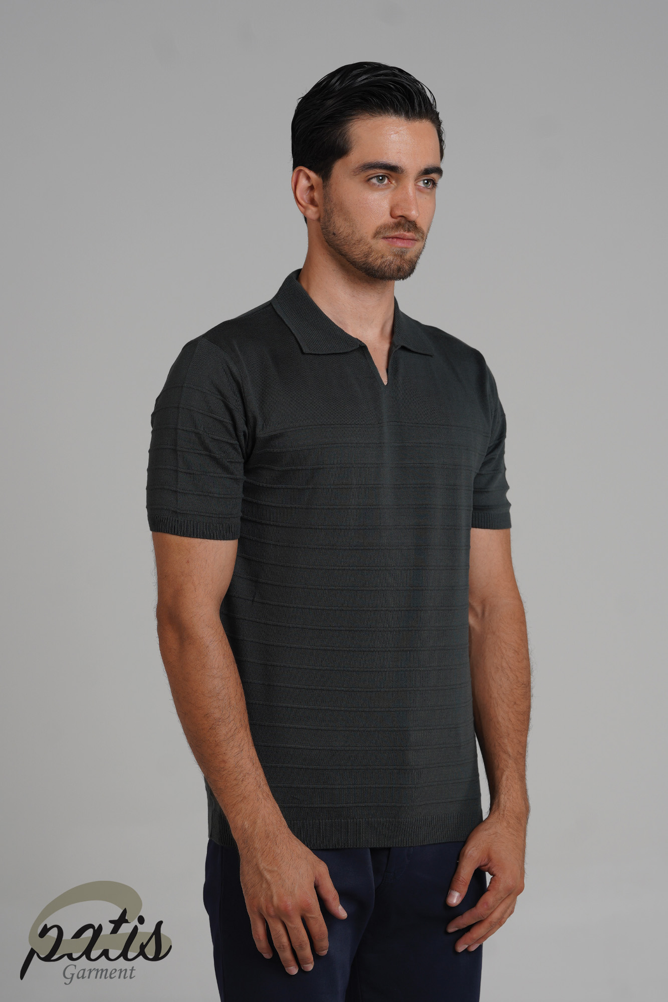 پولوشرت یقه باز