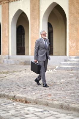 کت شلوار کلاسیک آلتین