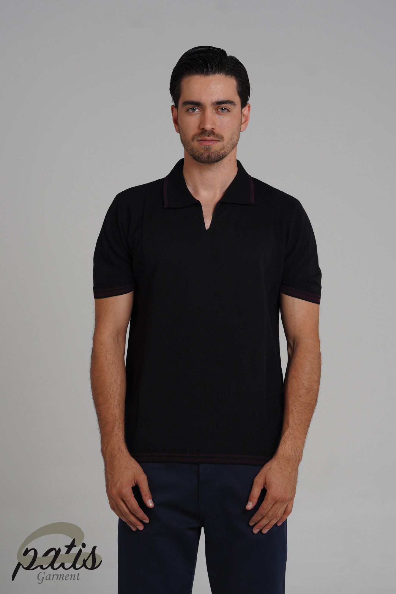 پولوشرت یقه باز